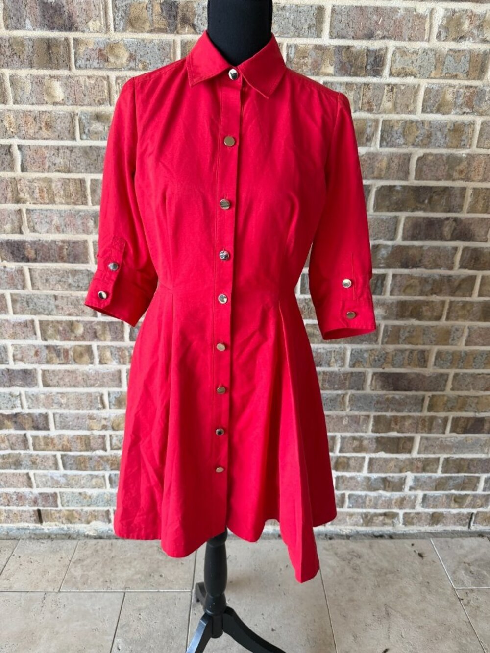 White House Black Market collared Lined Red Dress fit and flare gold buttons 6P